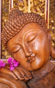 Buddha mit Blume